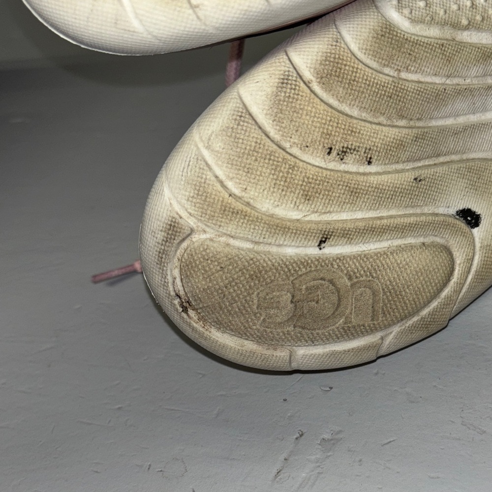 UGG Women's Pink and Cream Sneakers - Picture 10 of 13